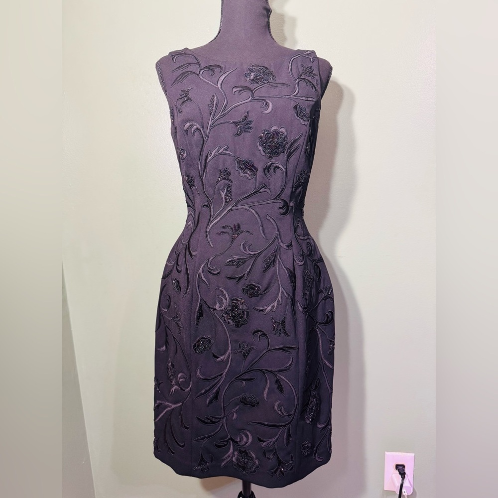 Carmen Marc Valvo black Embroidered Midi Dress